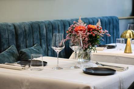 restaurant 