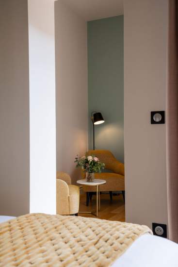 Room L’Invitation Au Voyage Honfleur · Romantic Hotel Normandy