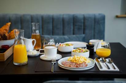 Breakfast L’Invitation Au Voyage Honfleur · Romantic Hotel Normandy