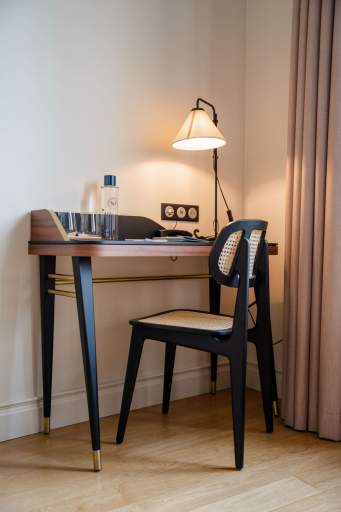 Room L’Invitation Au Voyage Honfleur · Romantic Hotel Normandy